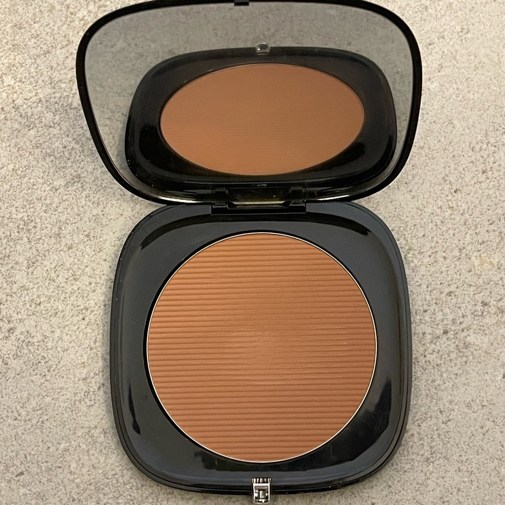 *NEW* Marc Jacobs Beauty - O!mega bronzer!
